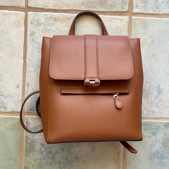 Lauren Ralph Lauren Leather Medium Winny Backpack - Picture 2 of 4